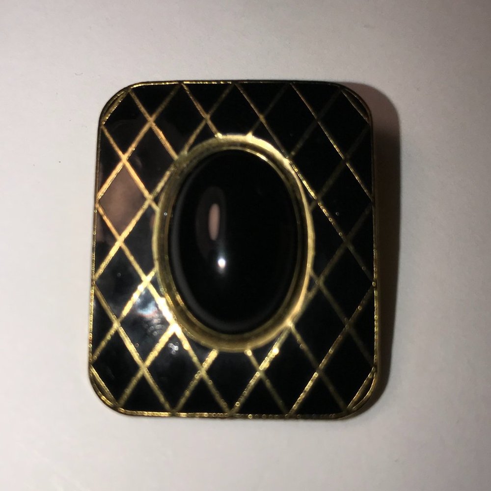 Rectangular Black and gold Mona So Pin